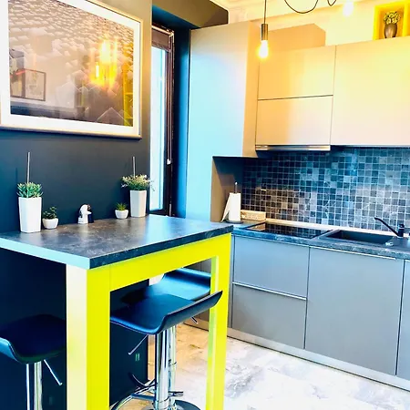Apart-hotel Solid 3*
